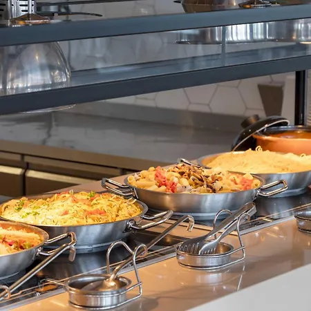 Hotel Kirman Belazur &