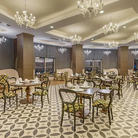 Hotel Kirman Belazur &