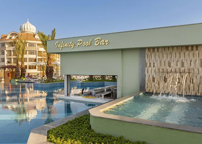 Hotel Kirman Belazur &